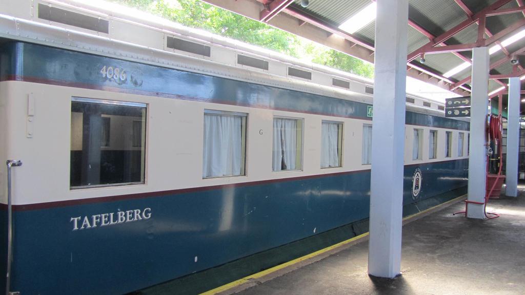 Train Lodge เคปทาวน์ ภายนอก รูปภาพ